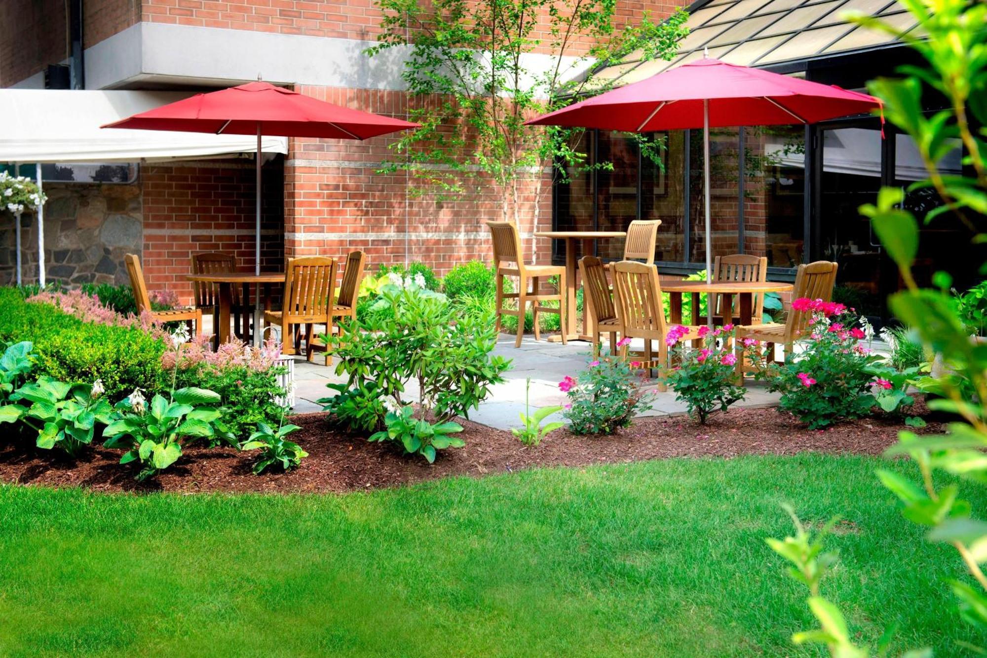 Trumbull Marriott Shelton Exterior photo